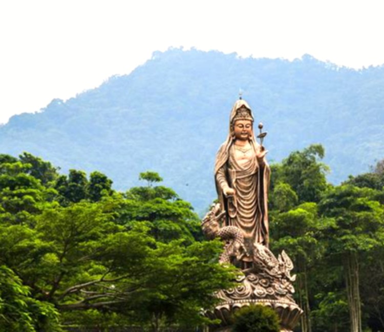 半天岩