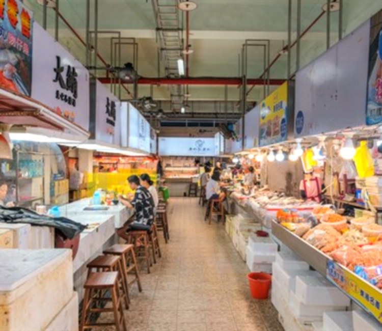 東港漁港漁產品直銷中心(原華僑市場)