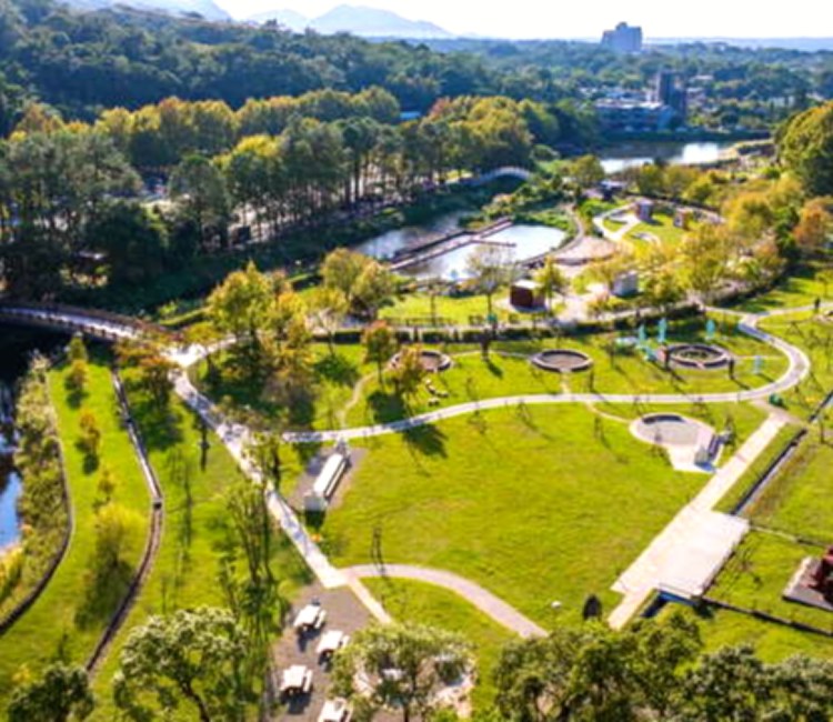 慈湖紀念雕塑公園